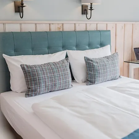 Seehotel Töpferhaus Hotel 4*