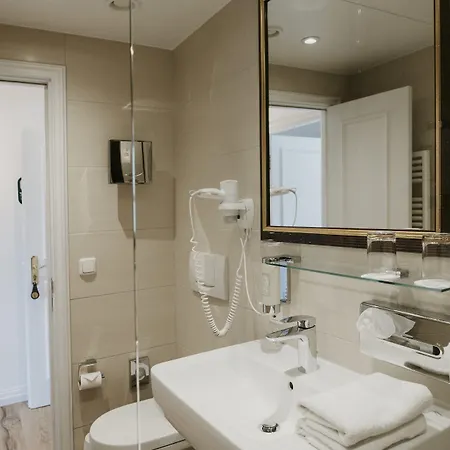 Ξενοδοχείο Seehotel Toepferhaus