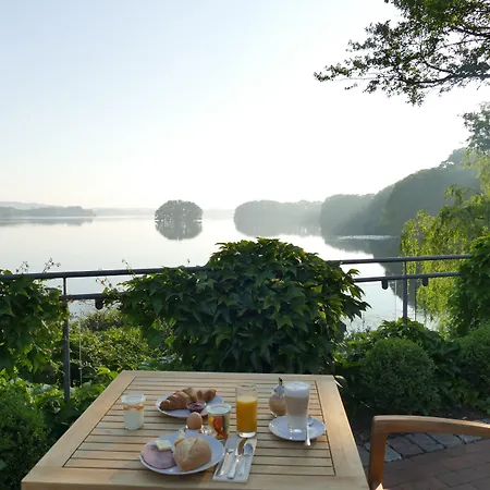 Seehotel Toepferhaus 4* Duvenstedt